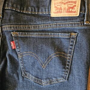 Levi's Blue Relaxed Fit Jeans with Classic Indigo Wash